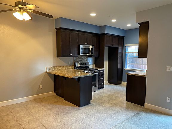5th image of 1146 Galeria Cir