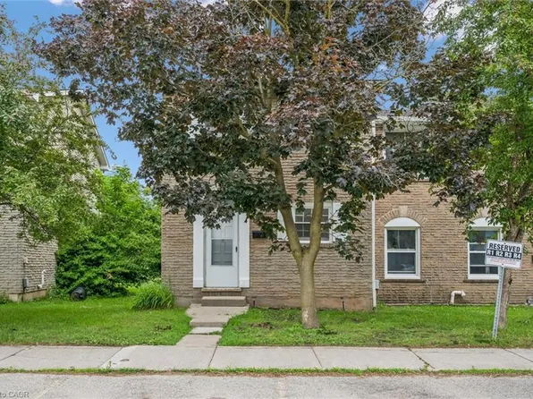 178 Westcourt Pl, Waterloo, ON N2L 2R7