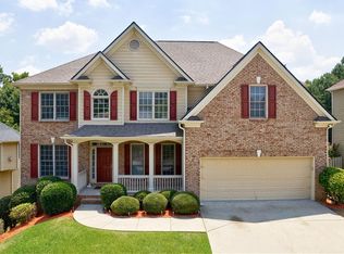 1328 Whisperwood Ln, Lawrenceville, GA 30043