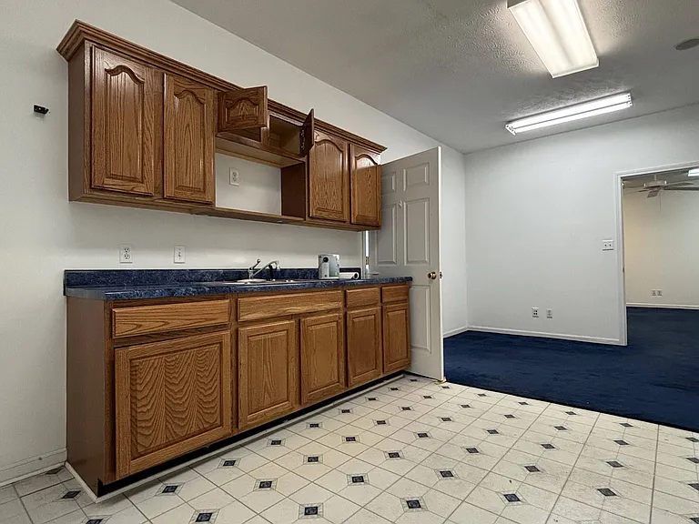 11729 Chapman Hwy #A — Photo 10