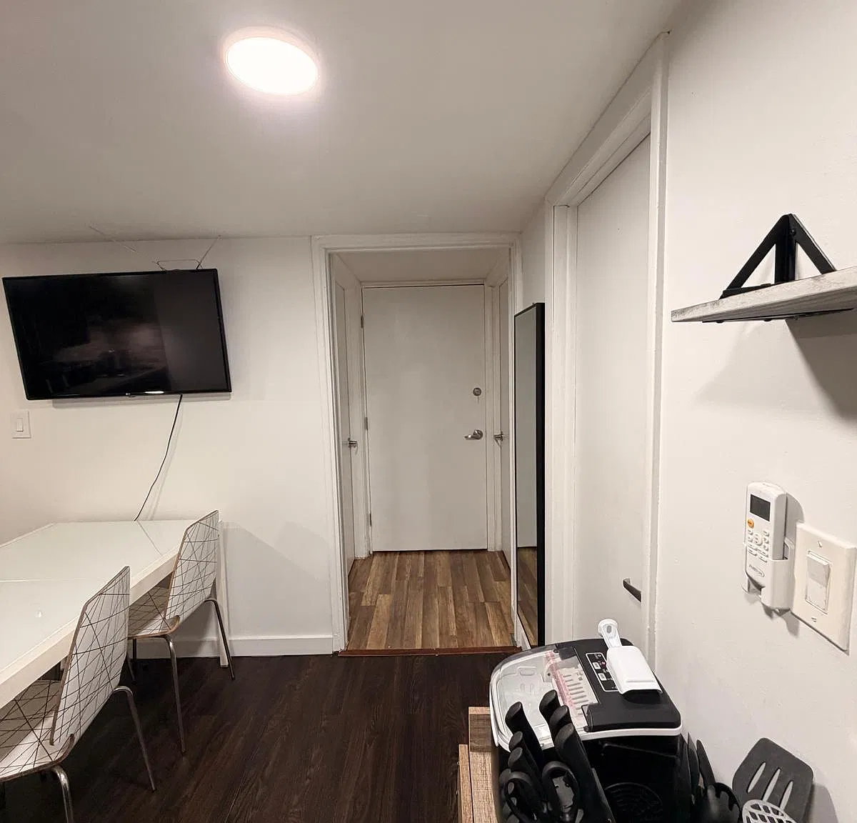 2 bed, $1,900 — Photo 3