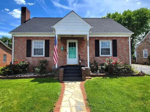 605 Stockton Rd, Front Royal, VA 22630