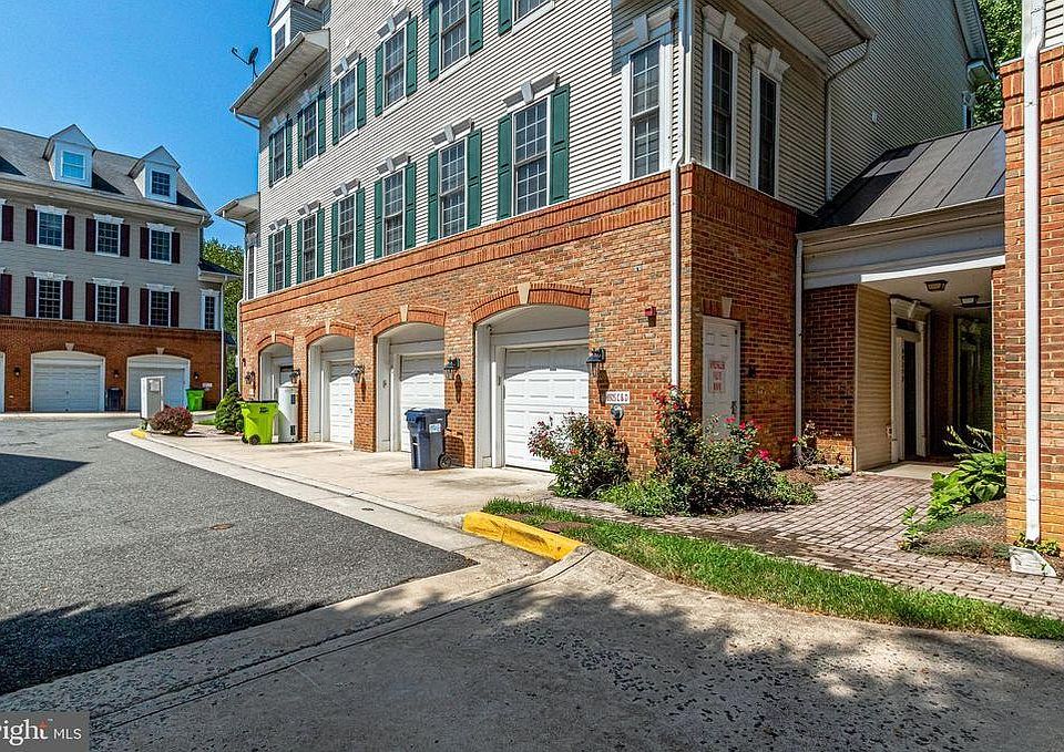1st image of 8925 Milford Haven Ct