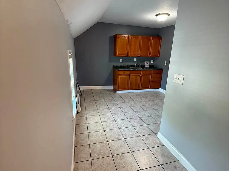 780 Park Ave #2L — Photo 7
