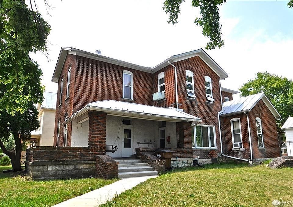 1st image of 300 N Gray Ave
