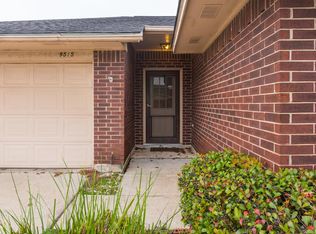 9515 Tree Bridge St, Houston, TX 77075