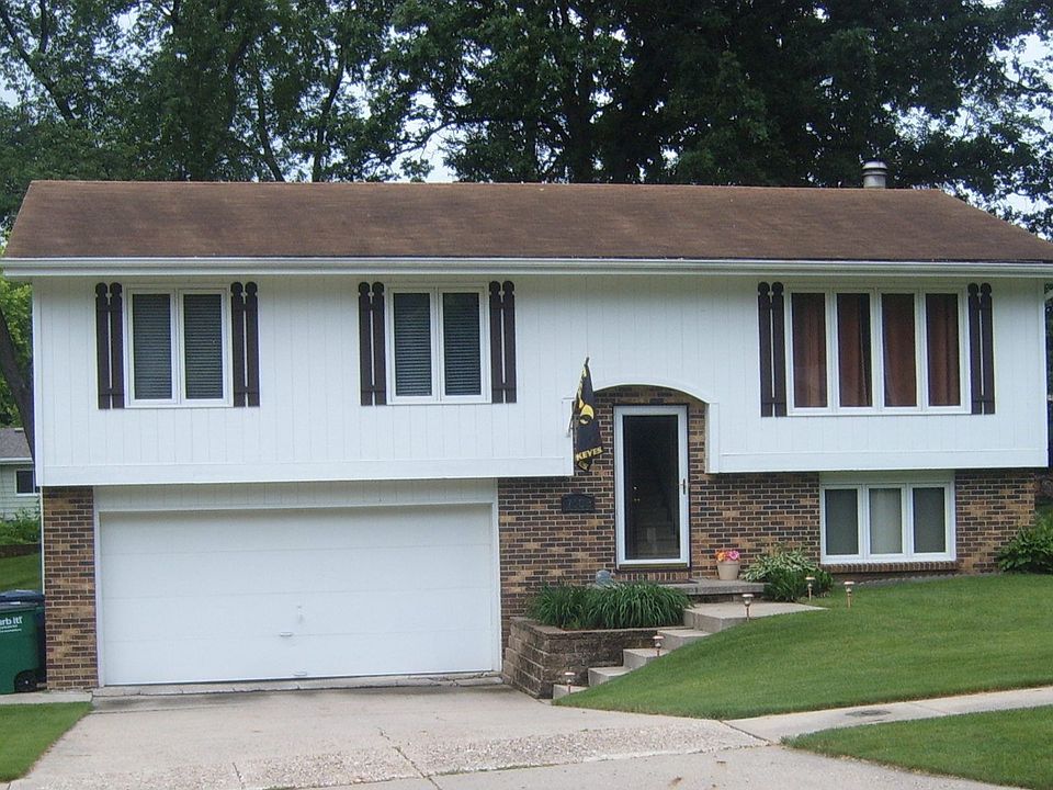 House (Front)