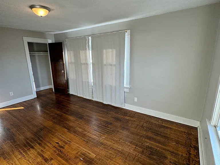 3015 Wayne Ave — Photo 21