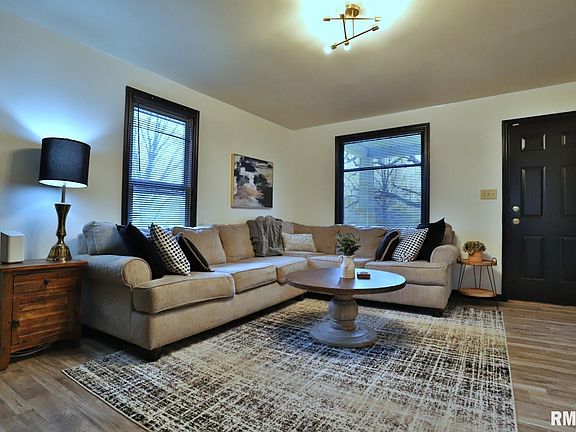 4th image of 2315 E Grandview Ave