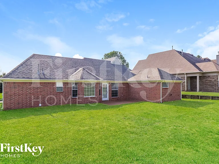 1060 Mossy Knoll Dr — Photo 15