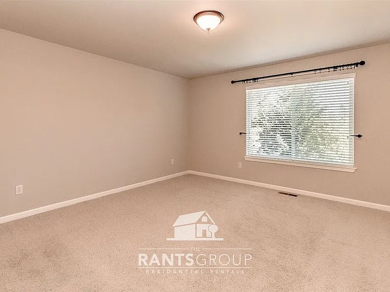 4724 Stonegate St SE — Photo 19