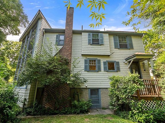 5th image of 50 Brewster Rd
