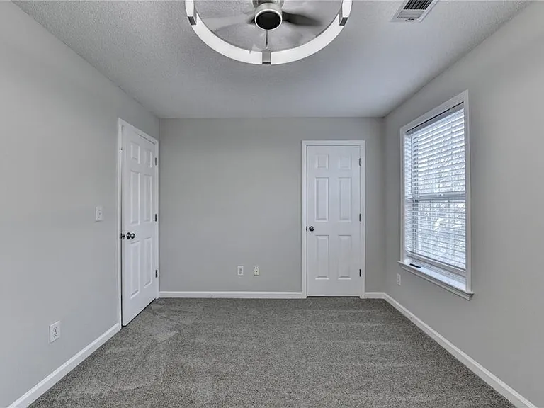 3415 Oxwell Dr — Photo 32