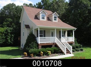 817 Carowood Dr, Asheboro, NC 27205