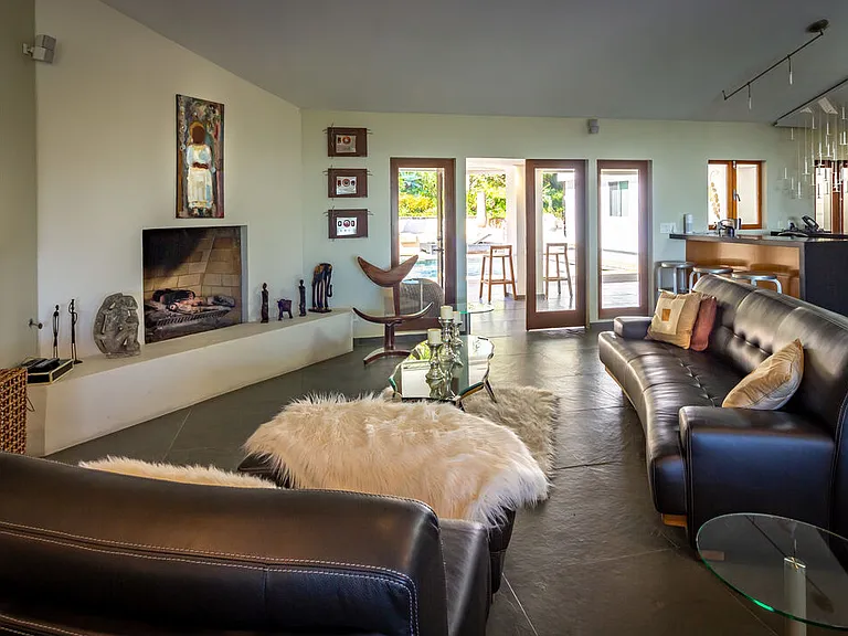 9203 Robin Dr — Photo 7