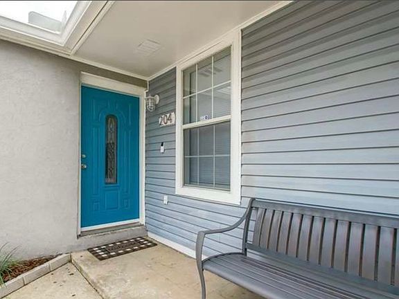 4th image of 204 Liberty Terrace Dr