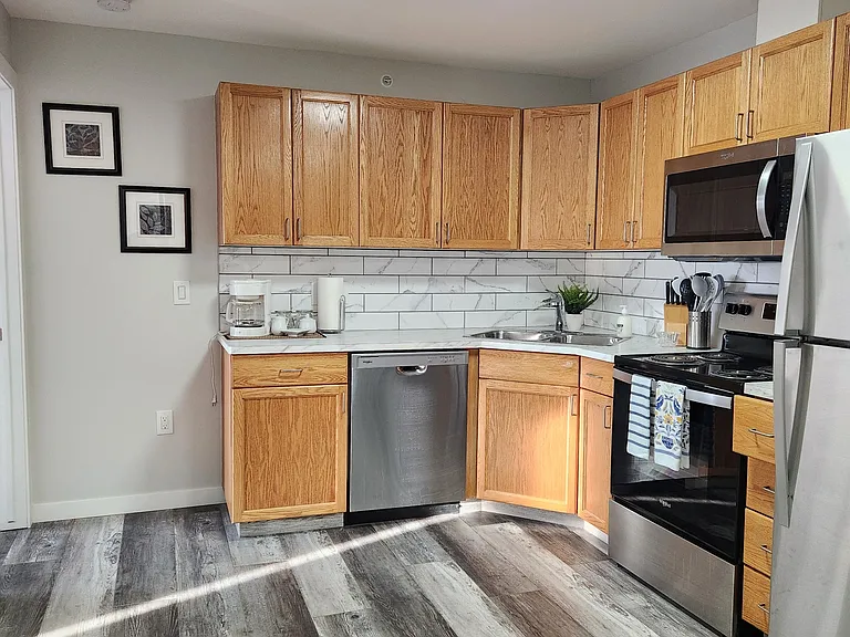 18 Averill St #313 — Photo 18