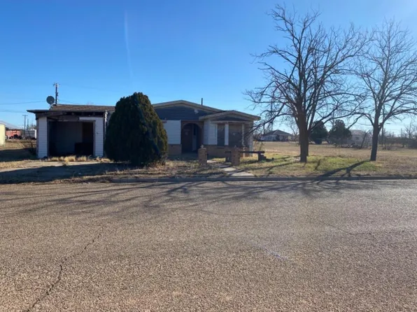 513 S Farmer St, Crosbyton, TX 79322