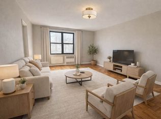 815 Gravesend Neck Rd #1W, Brooklyn, NY 11223