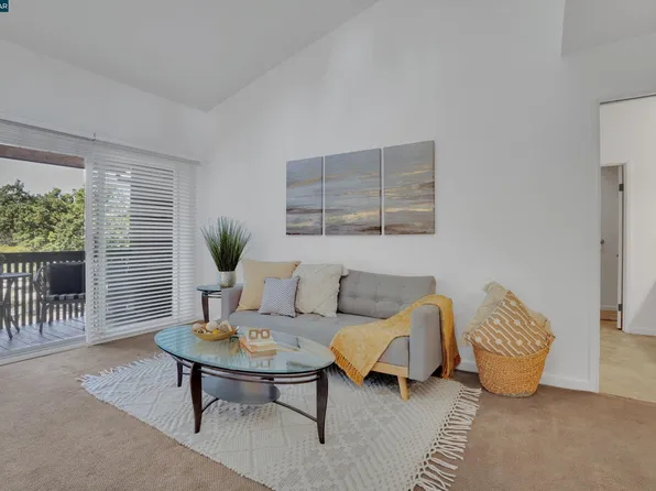 1240 Walker Ave #303, Walnut Creek, CA 94596