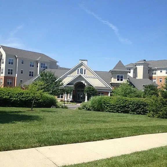 8131 Pennington Dr — Photo 27