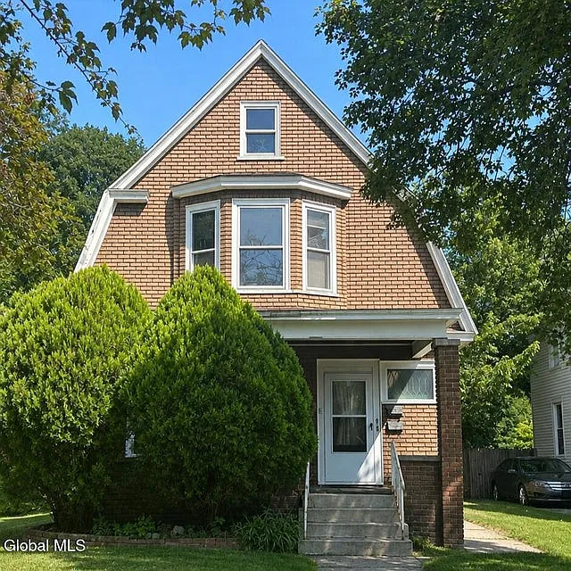 1617 Campbell Ave #2