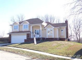3906 Remington Ct, Saint Joseph, MO 64506