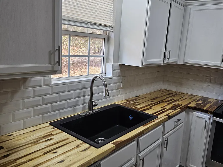 625 Mill Stone Blf #B — Photo 22