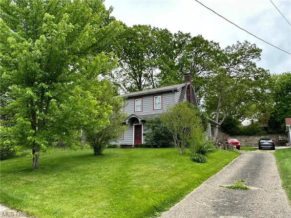 935 Vienna Ave, Niles, OH 44446