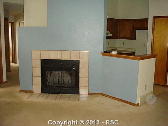 3rd image of 8325 Candon Dr