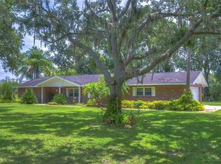 4902 Wallace Rd, Plant City, FL 33567