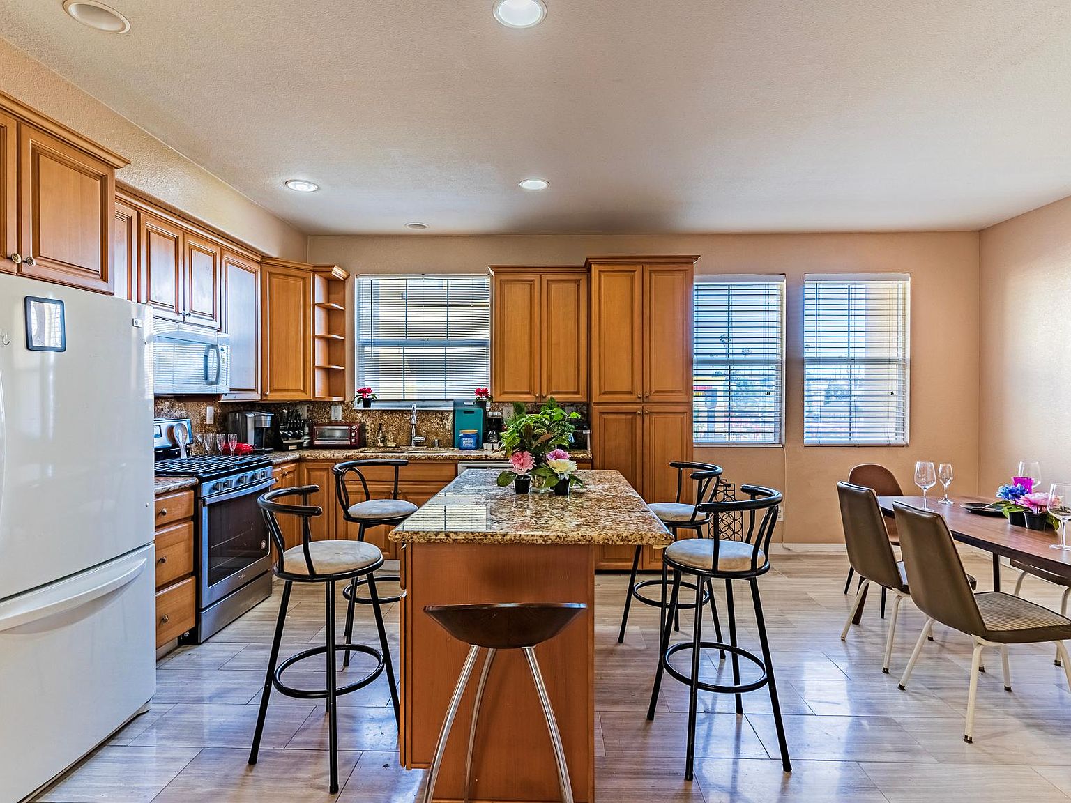 National City, CA 91950