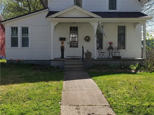 65 3rd St, Camden, NY 13316