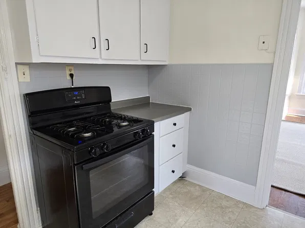 815 Hummel Ave Floor 2, Lemoyne, PA 17043