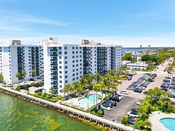 7501 E Treasure Dr APT 2S, North Bay Village, FL 33141