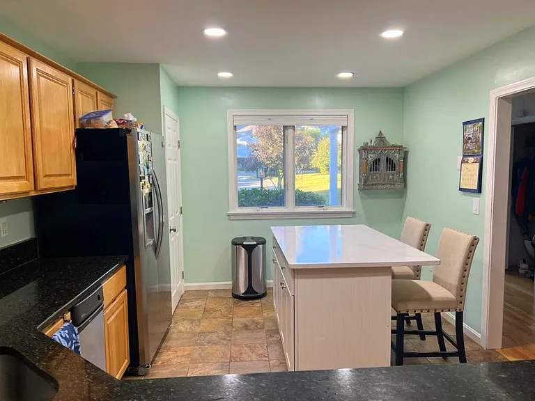 143 Westview Dr — Photo 16