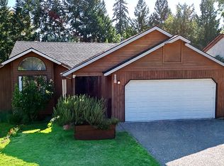 9552 SW McDonald St, Tigard, OR 97224