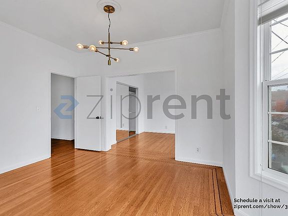 3rd image of 3104 25th St