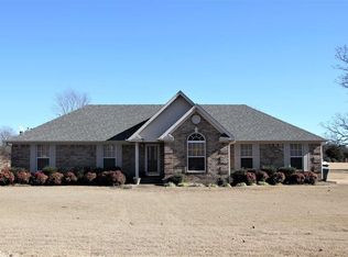 302 N Valley Rd, Searcy, AR 72143