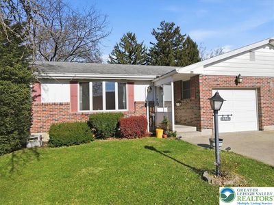 141 E Lynnwood St, Allentown, PA, 18103