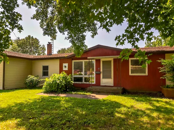 307 E Douglas St, De Soto, IL 62924