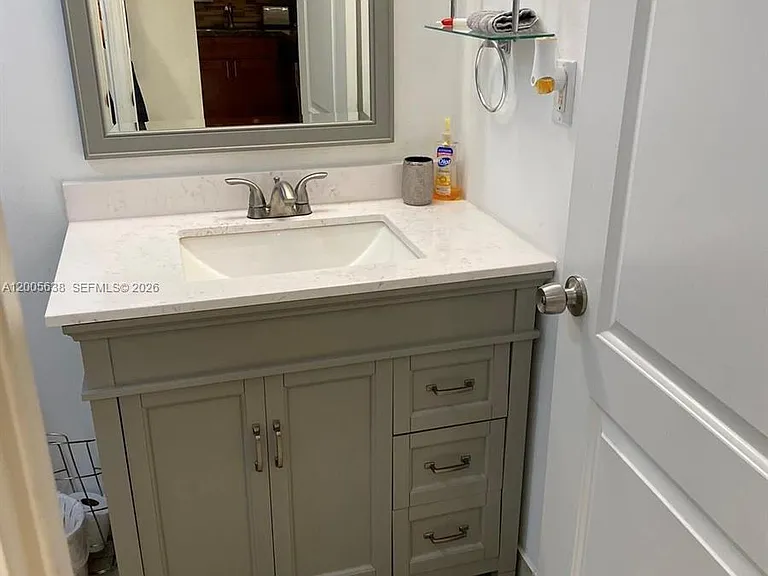 3725 S Ocean Dr #L12 — Photo 7