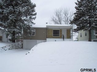 6618 N 37th St, Omaha, NE 68112