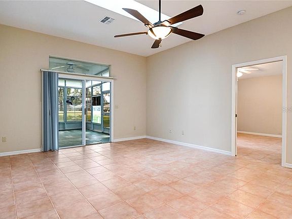 4th image of 13510 Norman Cir