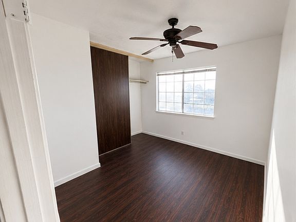 3rd image of 6751 Crown Ridge