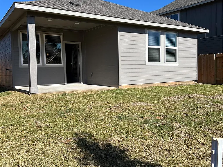 1709 Cayden Oak Ln — Photo 19