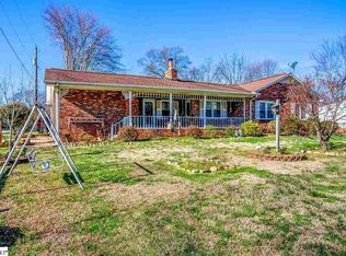9 E Welcome Rd, Greenville, SC 29611