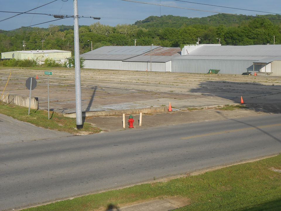 1st image of 602 Norris St