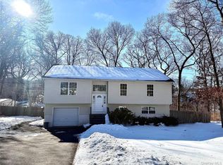 2 New Street, Holtsville, NY
