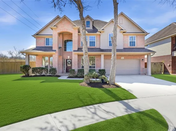 8126 Buffalo Springs Ct, Sugar Land, TX 77479